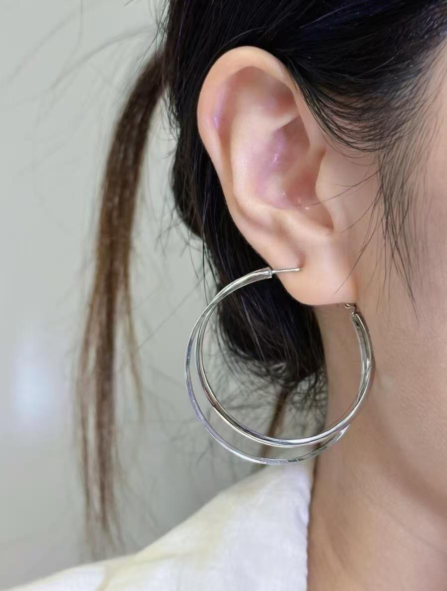 Thin Textured Oversized Hoop Earrings Classic Stackable Ladies Daily Ear Accessory