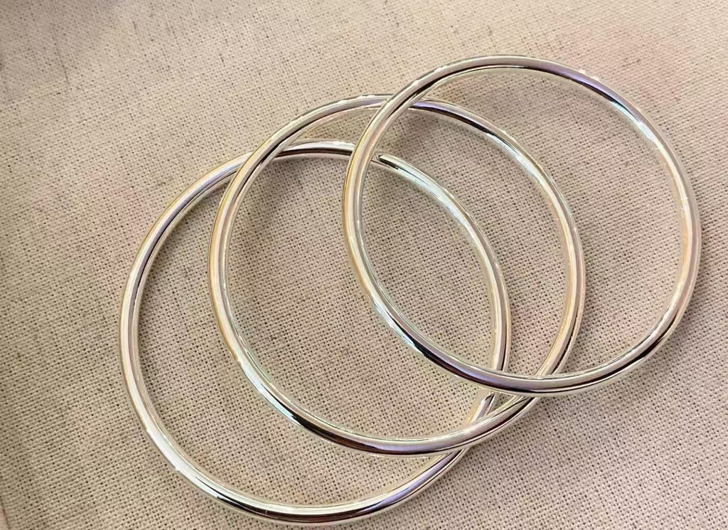 Thin Textured Oversized Hoop Earrings Classic Stackable Ladies Daily Ear Accessory