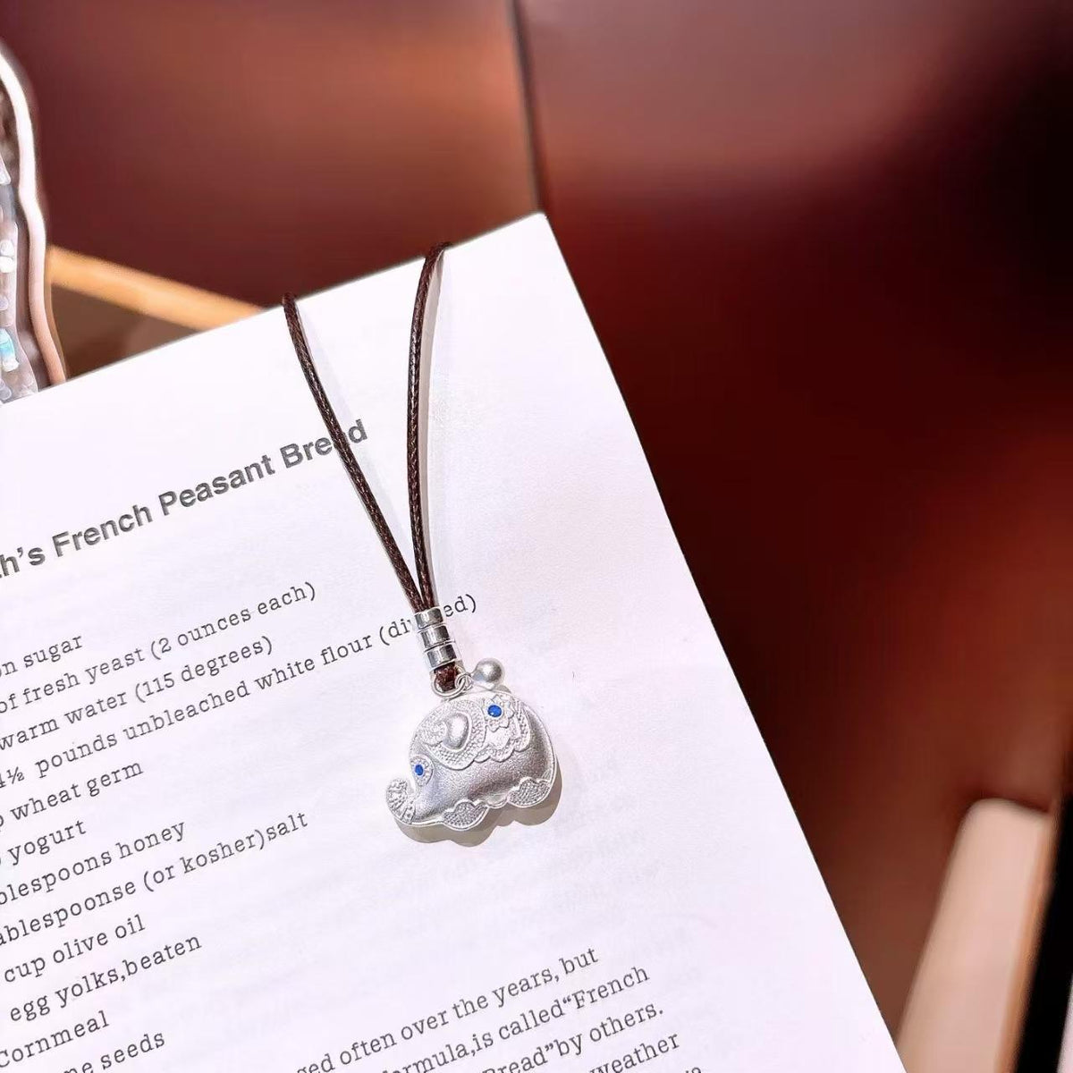 Fashion Elephant Pendant Necklace Bohemian Animal Theme Charm Jewelry Daily Outfit Accessory Gift for Women Girl Friend